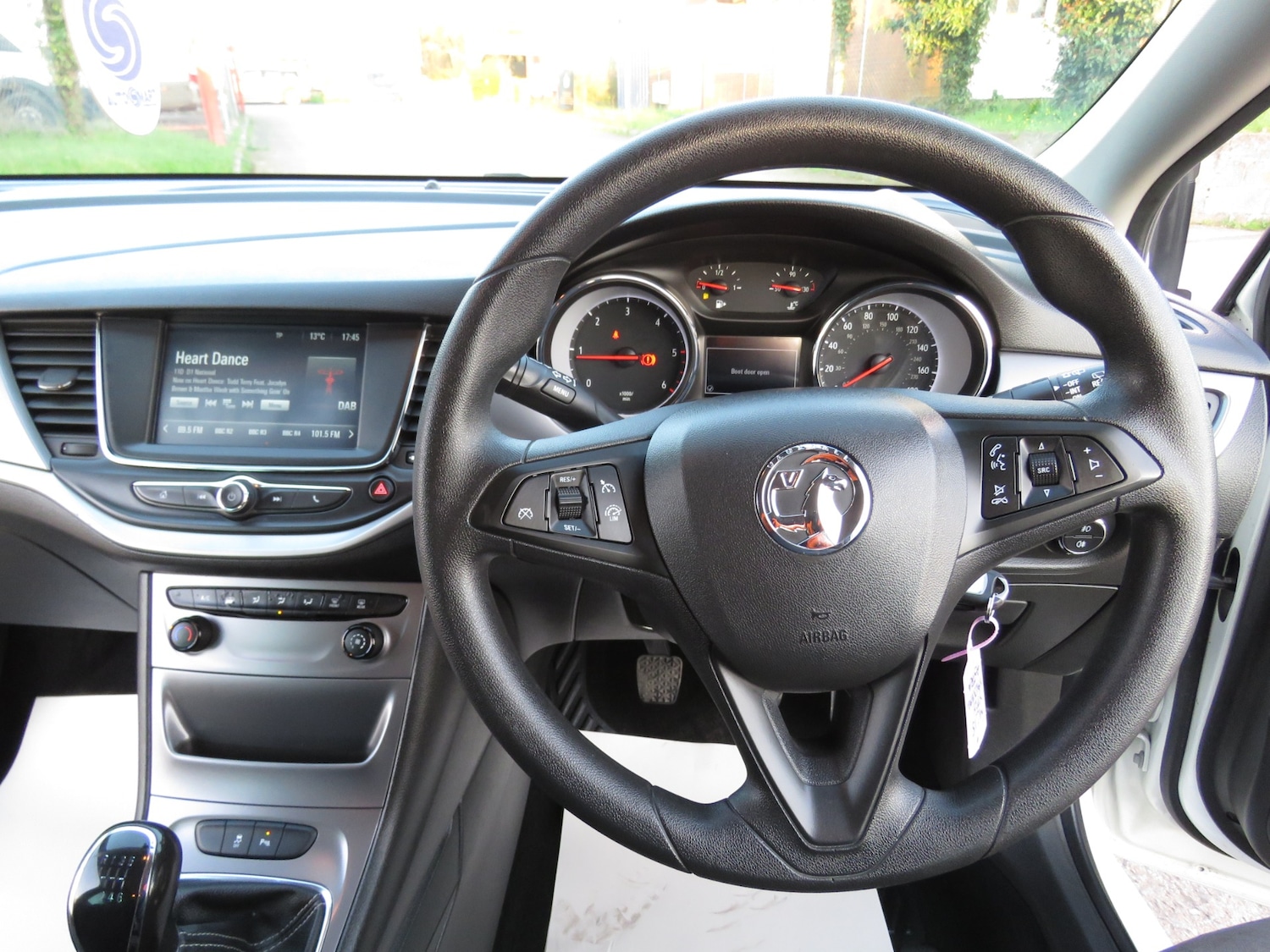 Used Vauxhall Astra 2018 for sale - 77951644: Photo 22