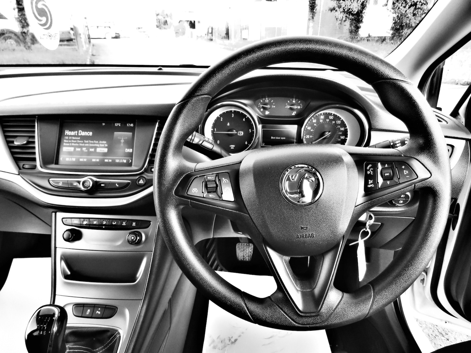 Used Vauxhall Astra 2018 for sale - 77951644: Photo 24