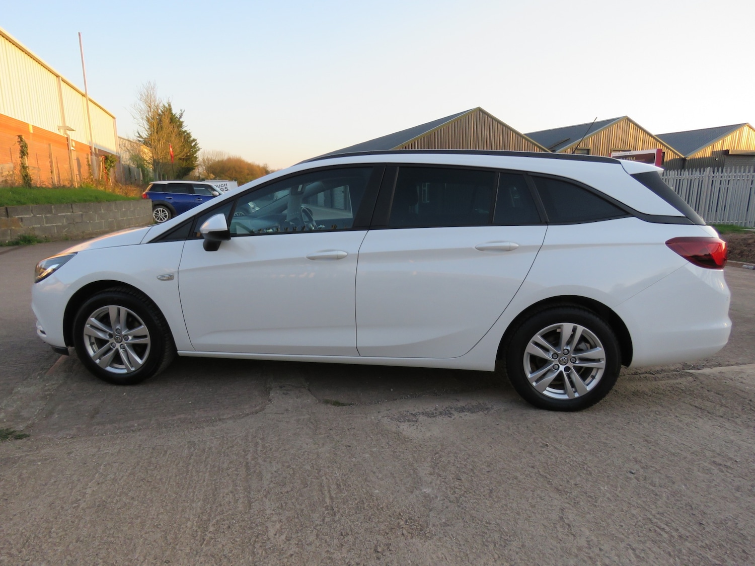 Used Vauxhall Astra 2018 for sale - 77951644: Photo 5