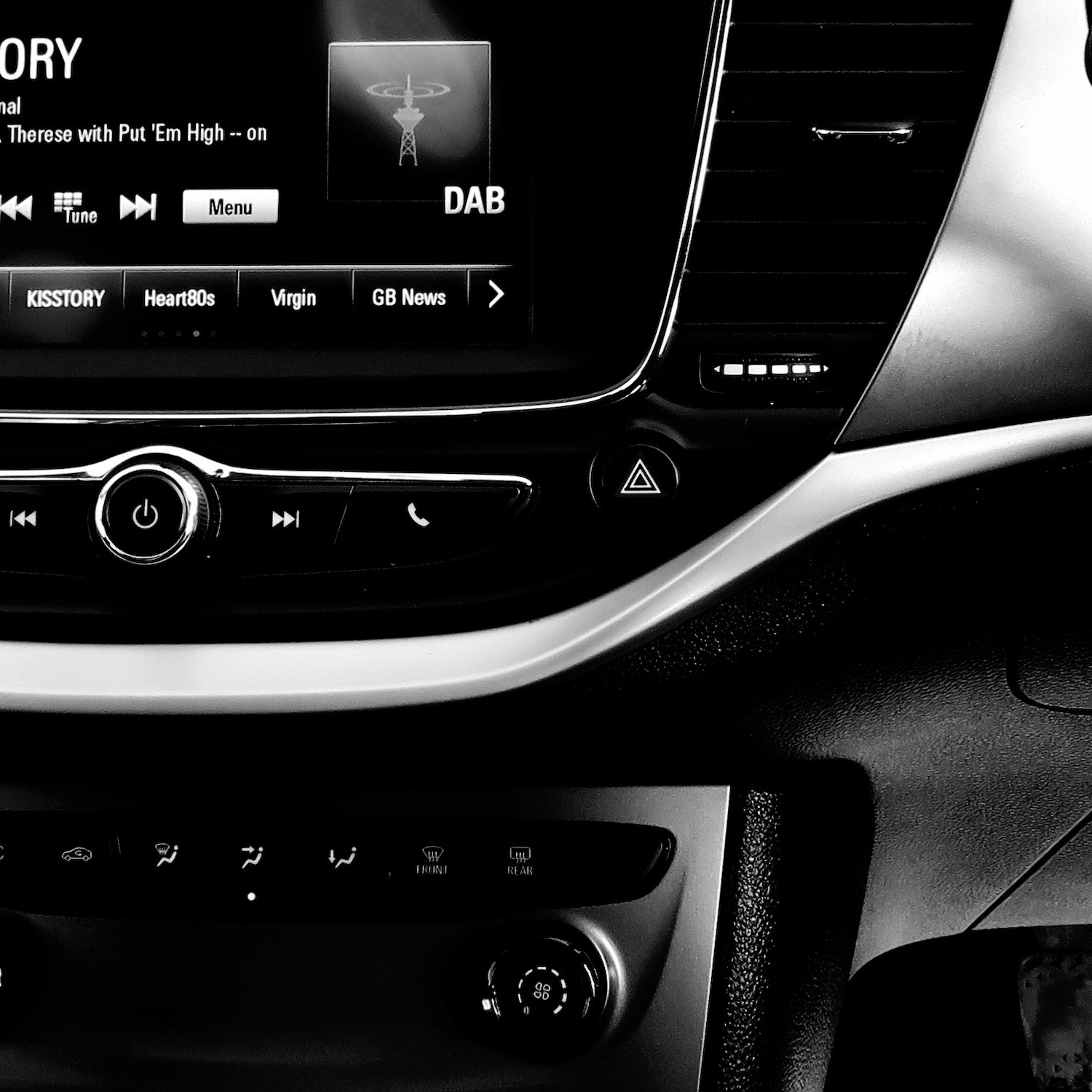 Used Vauxhall Astra 2018 for sale - 78080777: Photo 18