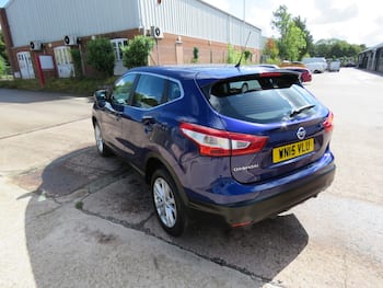 Used Nissan Qashqai 2015 for sale - 79774112: Photo