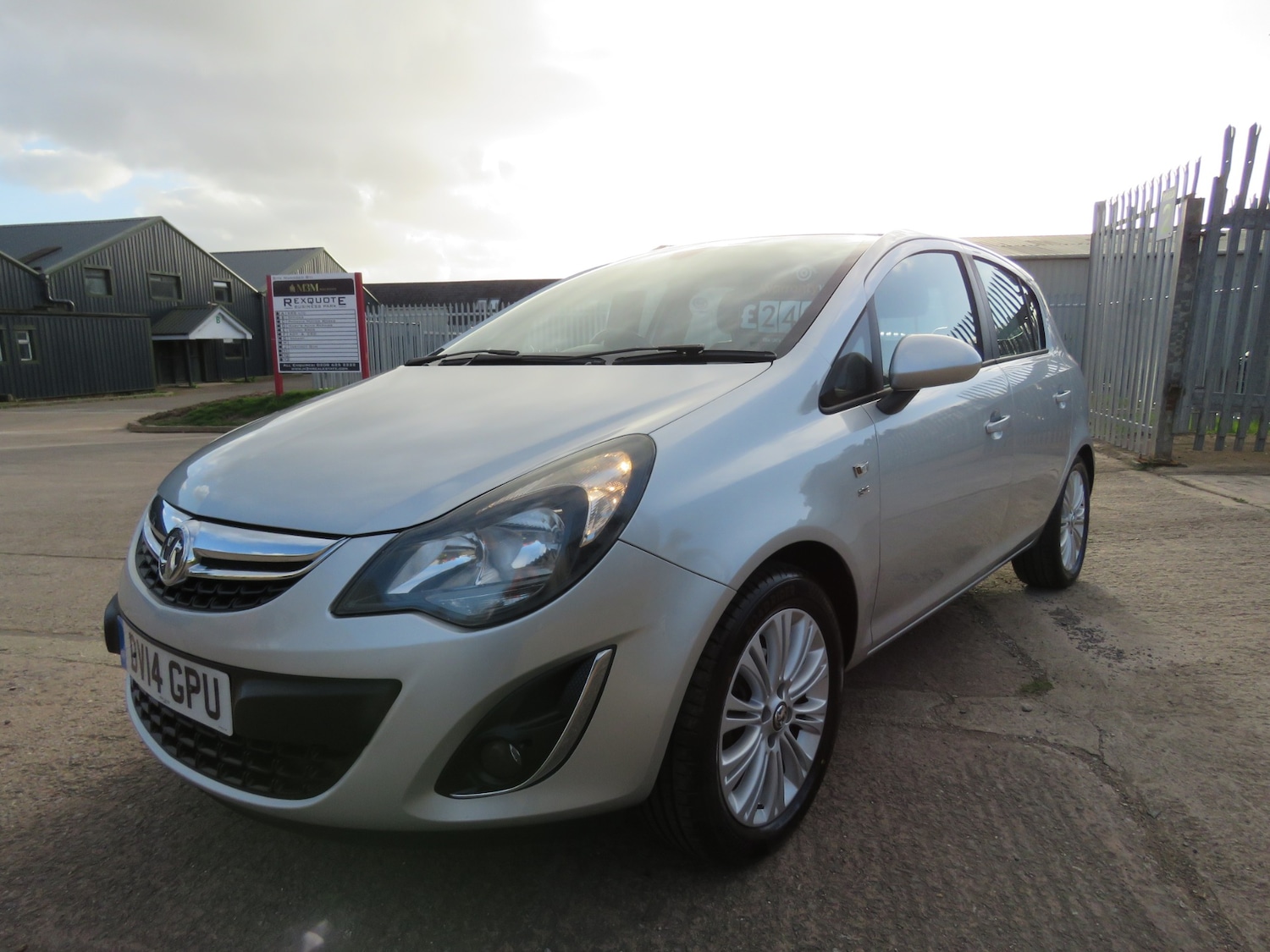 Used Vauxhall Corsa 2014 for sale - 78069429: Photo 4