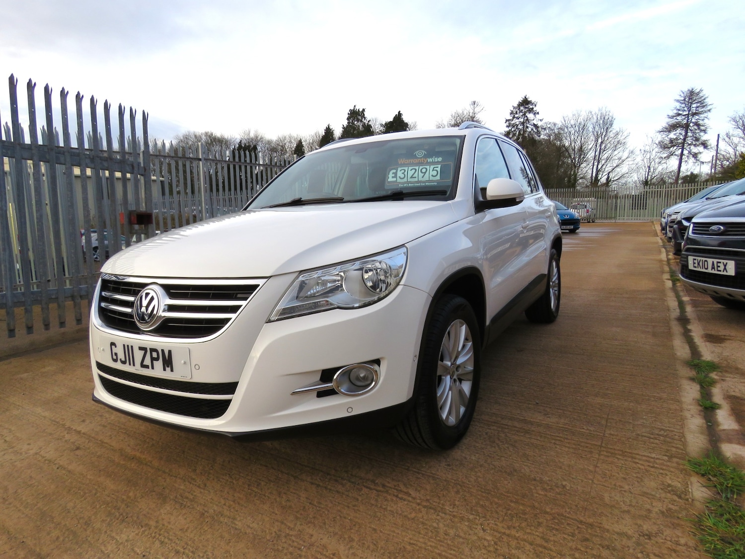 Used Volkswagen Tiguan 2011 for sale - 77012337: Photo 2
