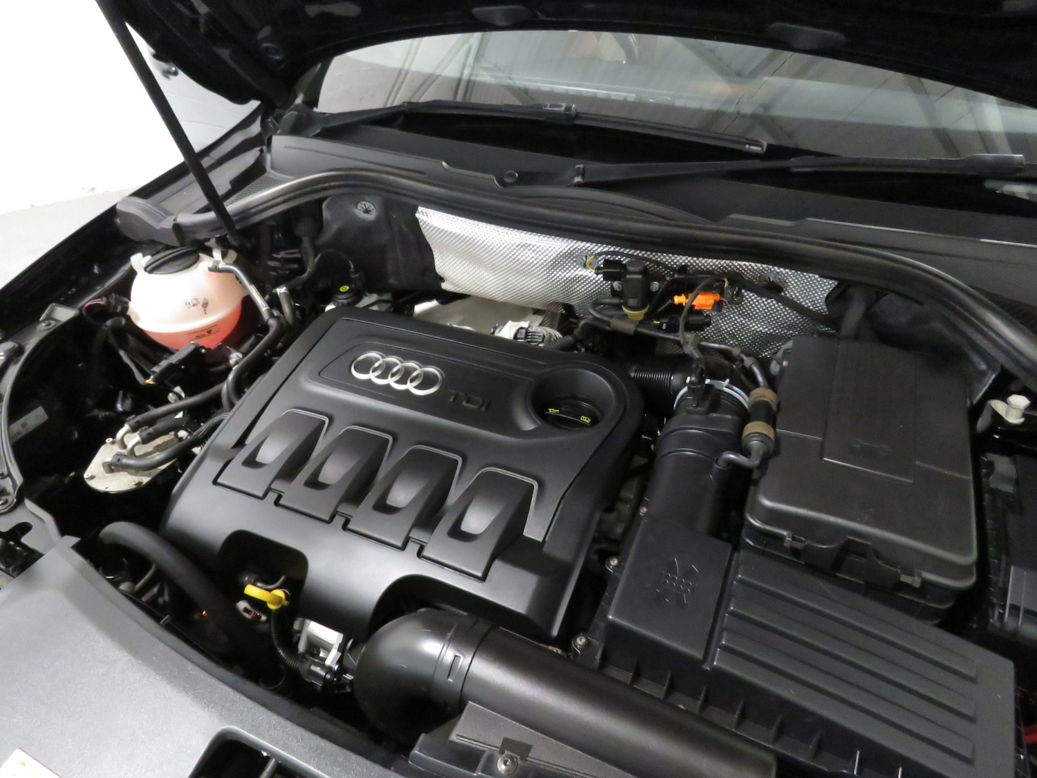 Used Audi Q3 2014 for sale - 76353410: Photo 28