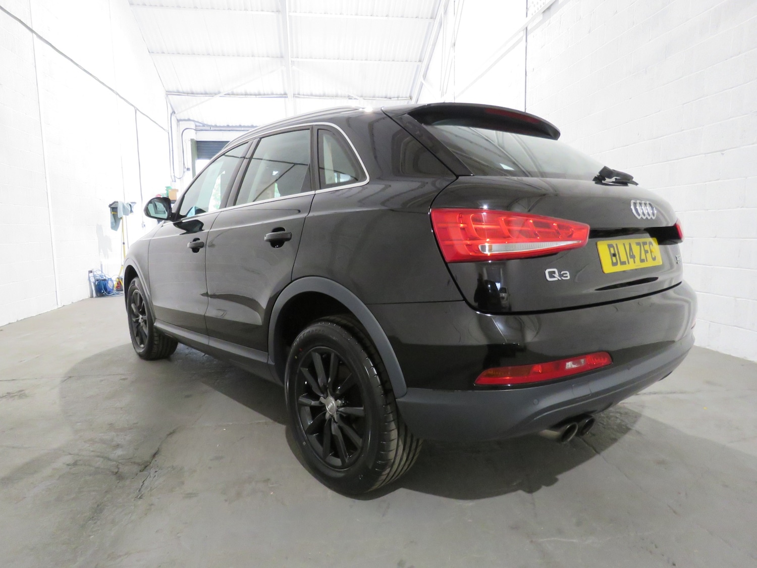 Used Audi Q3 2014 for sale - 76353410: Photo 3