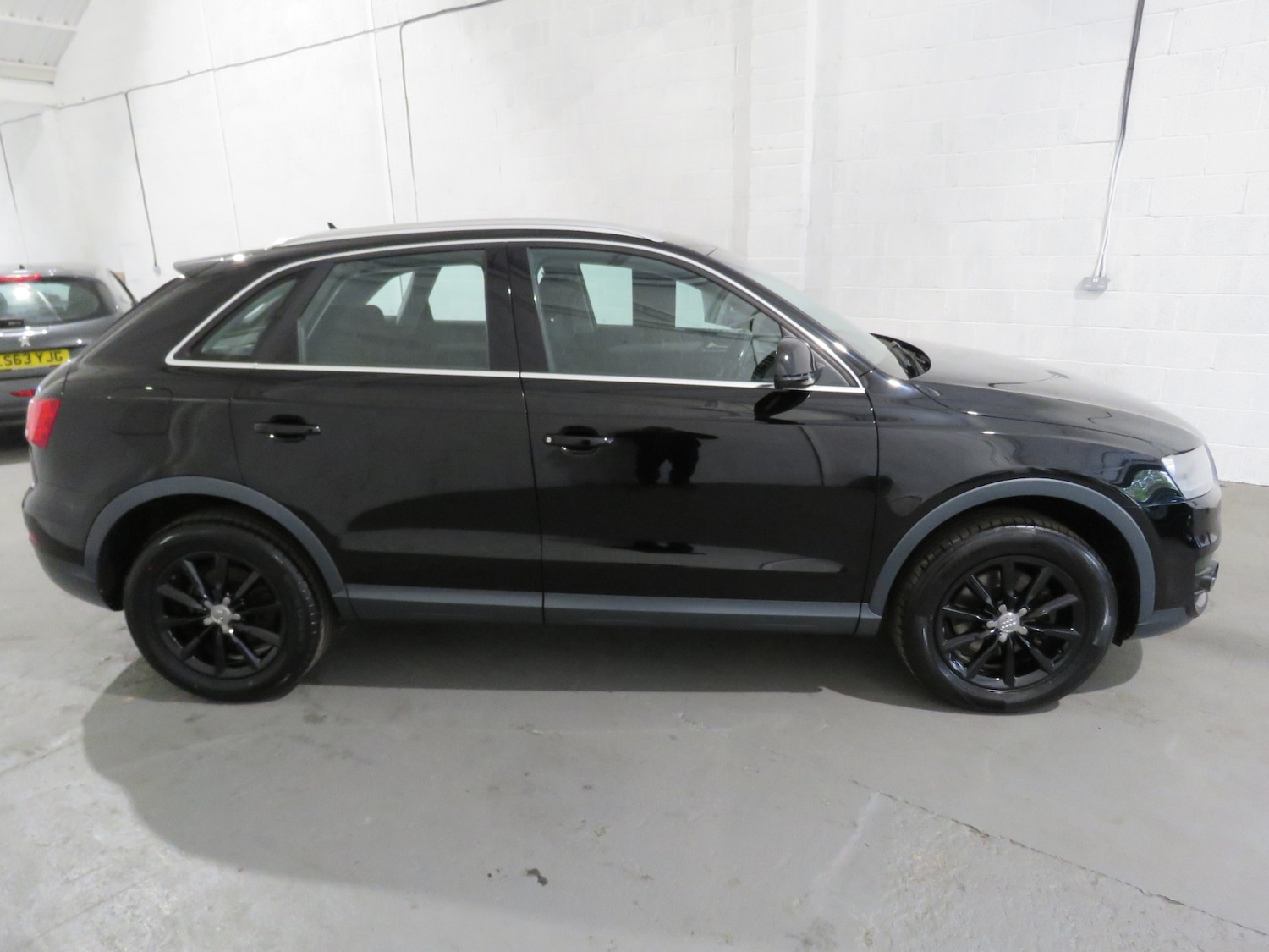 Used Audi Q3 2014 for sale - 76353410: Photo 5