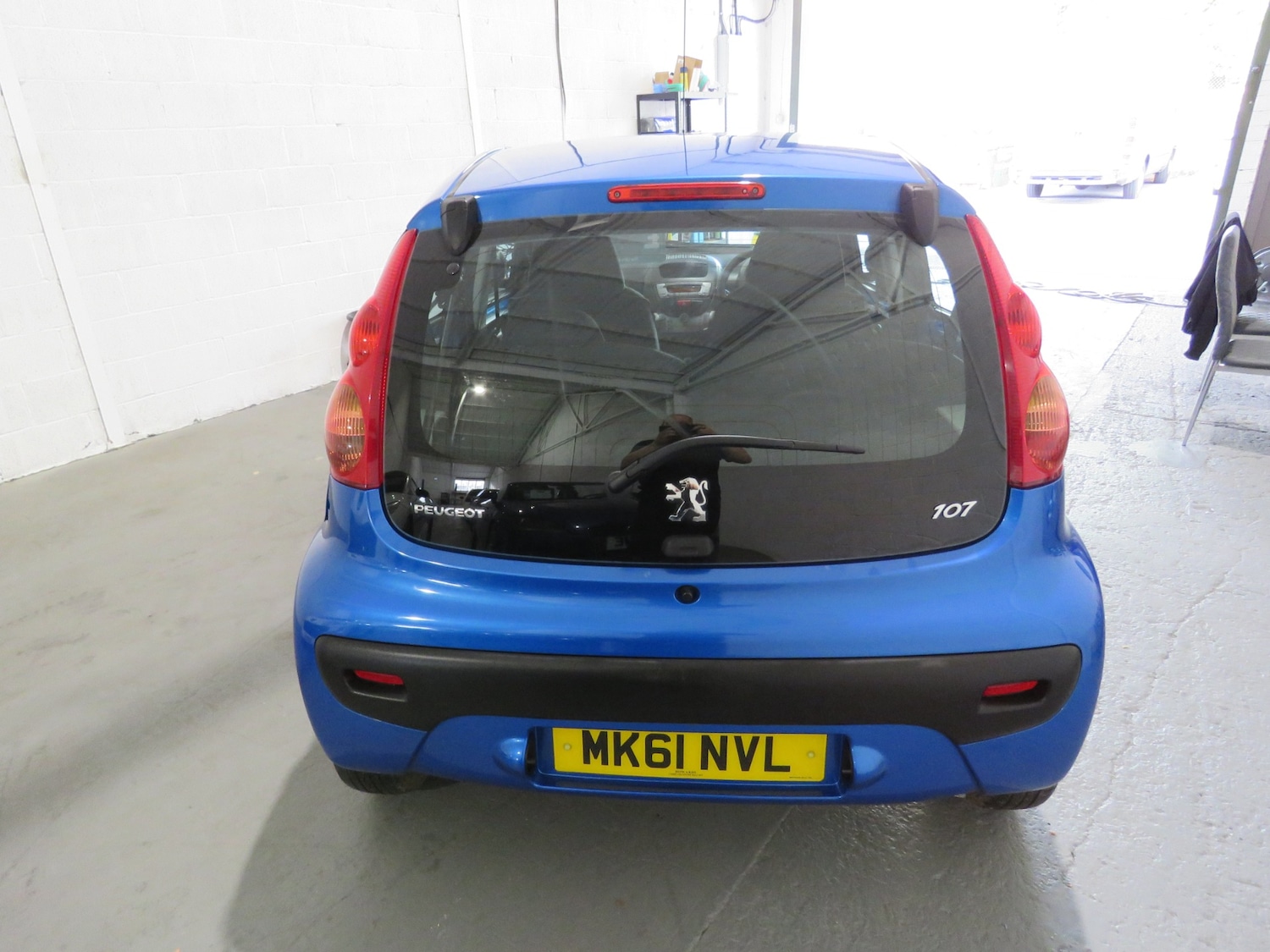 Vehicle 6