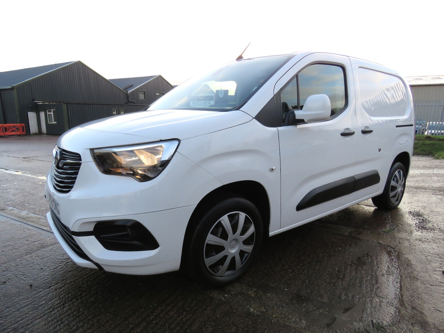 Used Vauxhall Combo 2021 for sale - 77505543: Photo 2