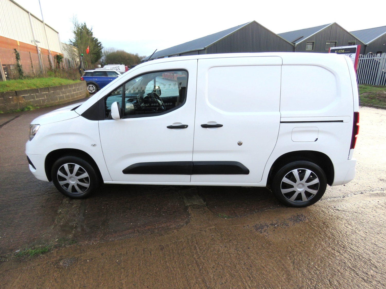 Used Vauxhall Combo 2021 for sale - 77505543: Photo 3