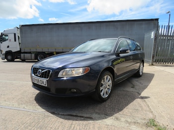 Used Volvo V70 2009 for sale - 78951258: Photo