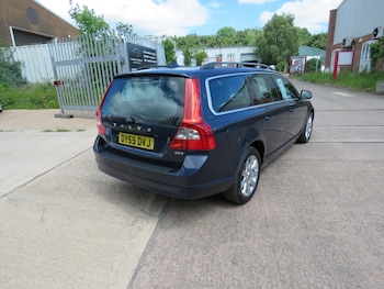 Used Volvo V70 2009 for sale - 78951258: Photo
