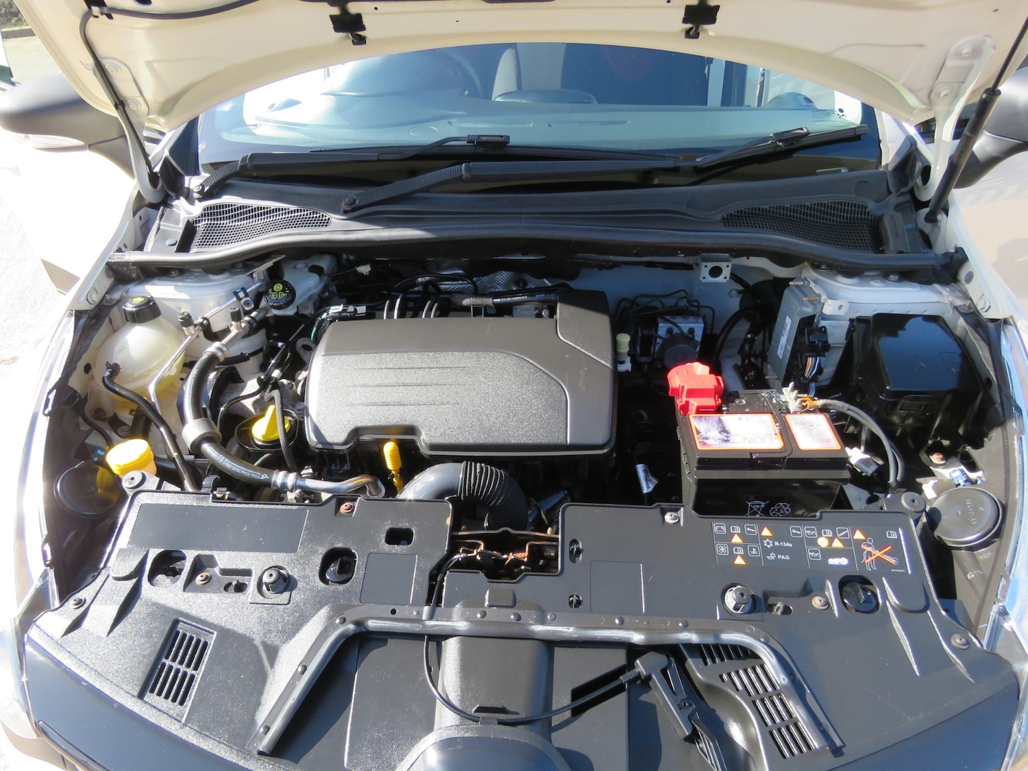 Used Renault Clio 2016 for sale - 77889309: Photo 19