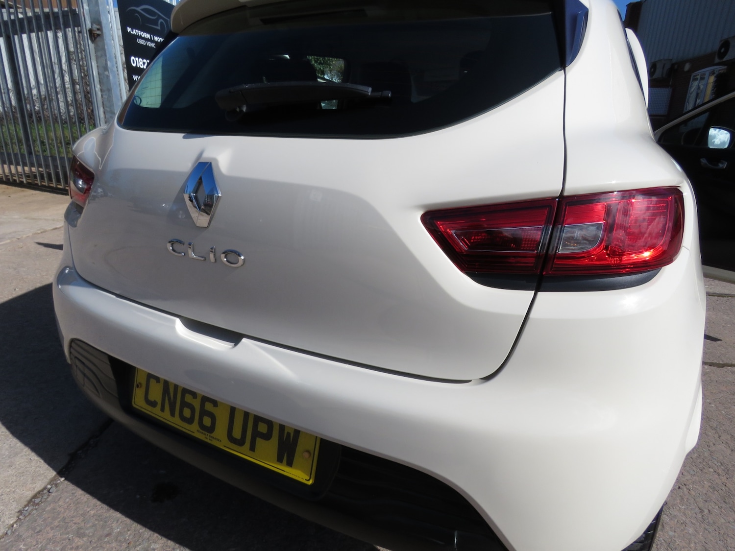 Used Renault Clio 2016 for sale - 77889309: Photo 23