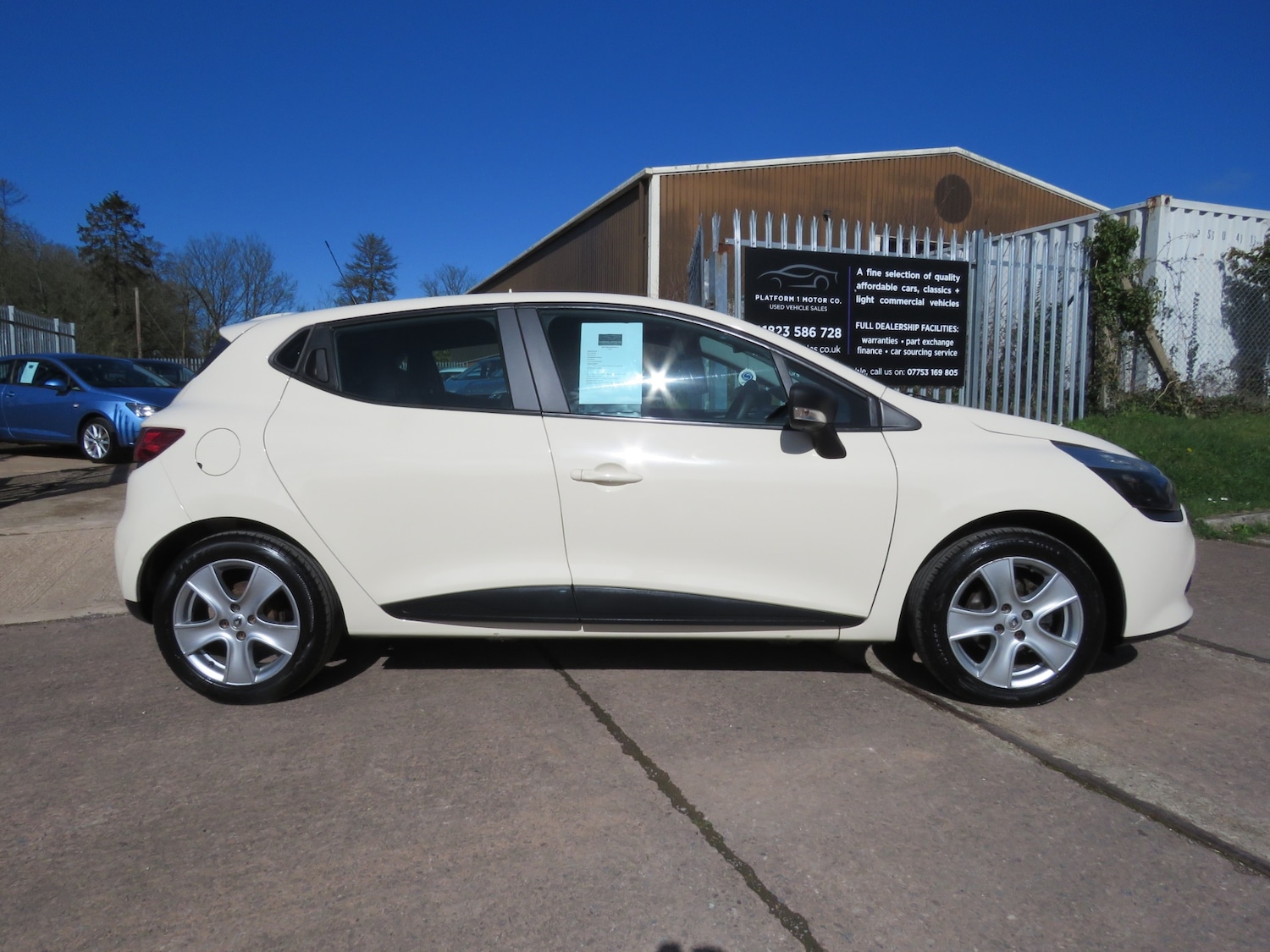 Used Renault Clio 2016 for sale - 77889309: Photo 7