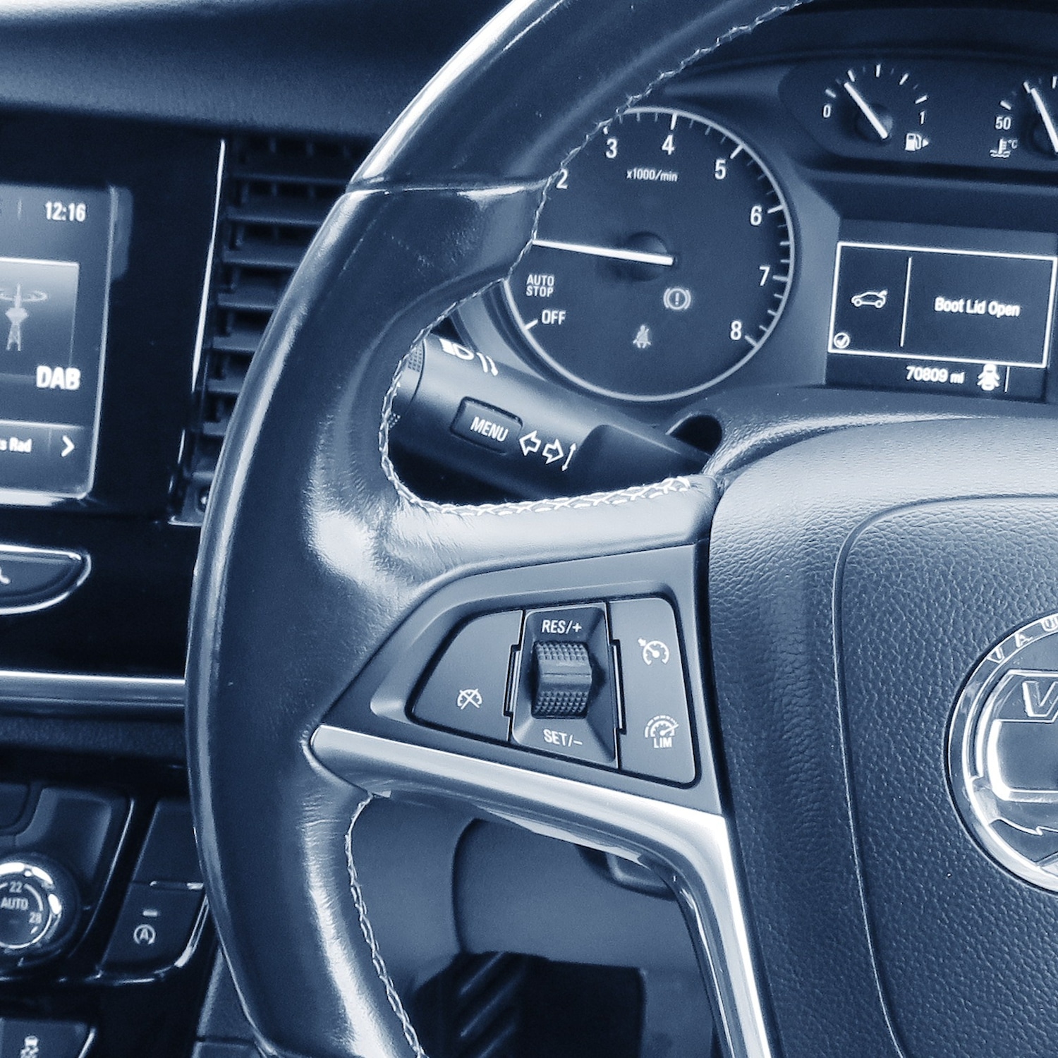 Used Vauxhall Mokka X 2018 for sale - 76682107: Photo 25