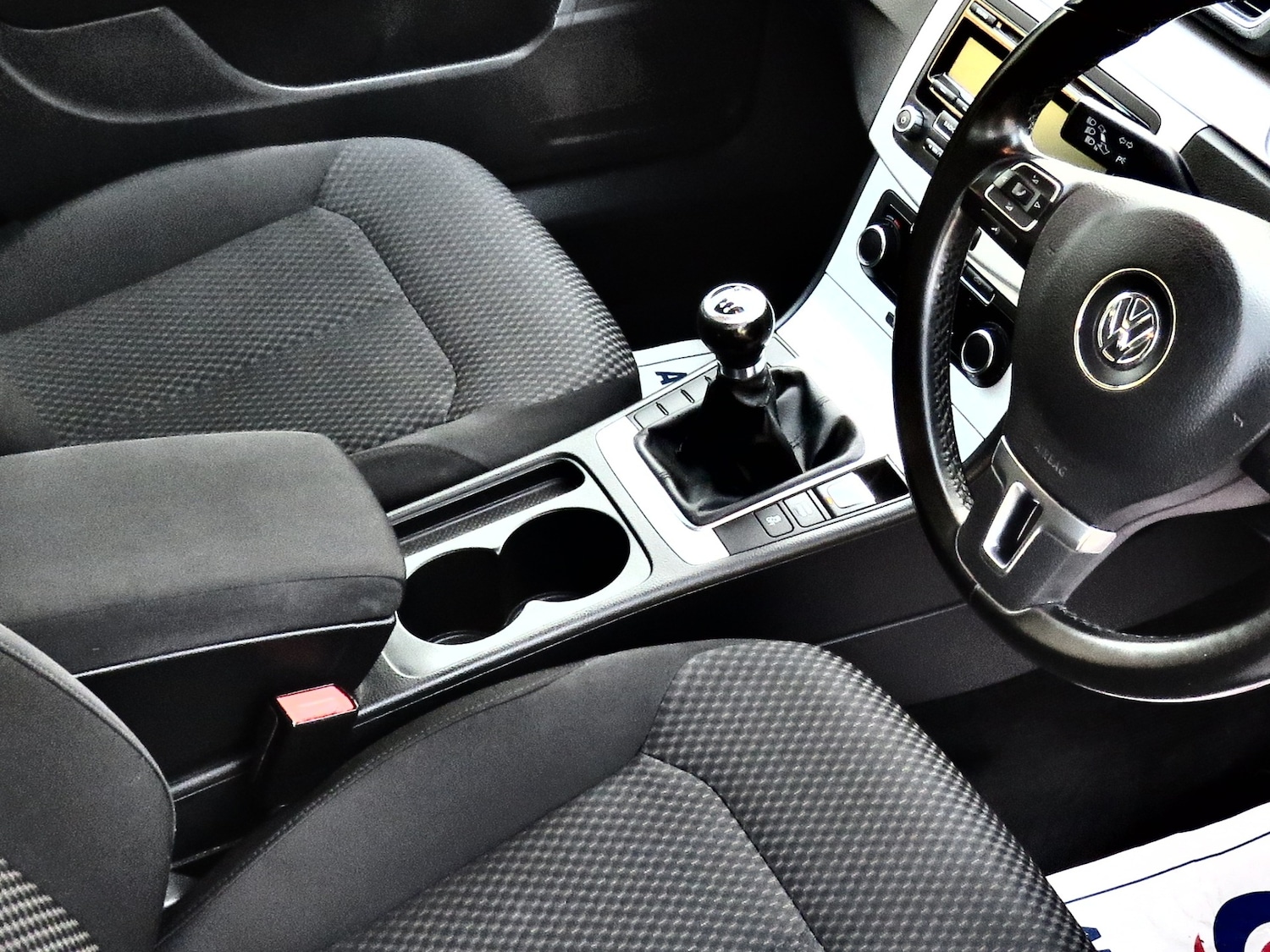 Used Volkswagen Passat 2012 for sale - 76918193: Photo 16