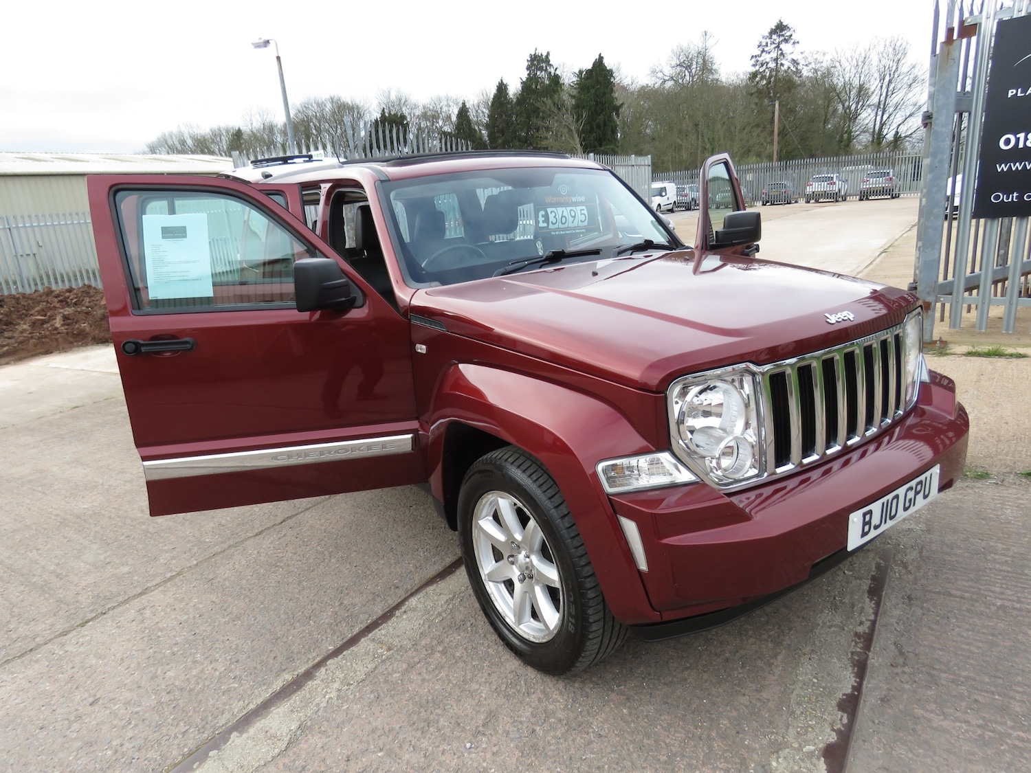 Used Jeep Cherokee 2010 for sale - 77778611: Photo 17