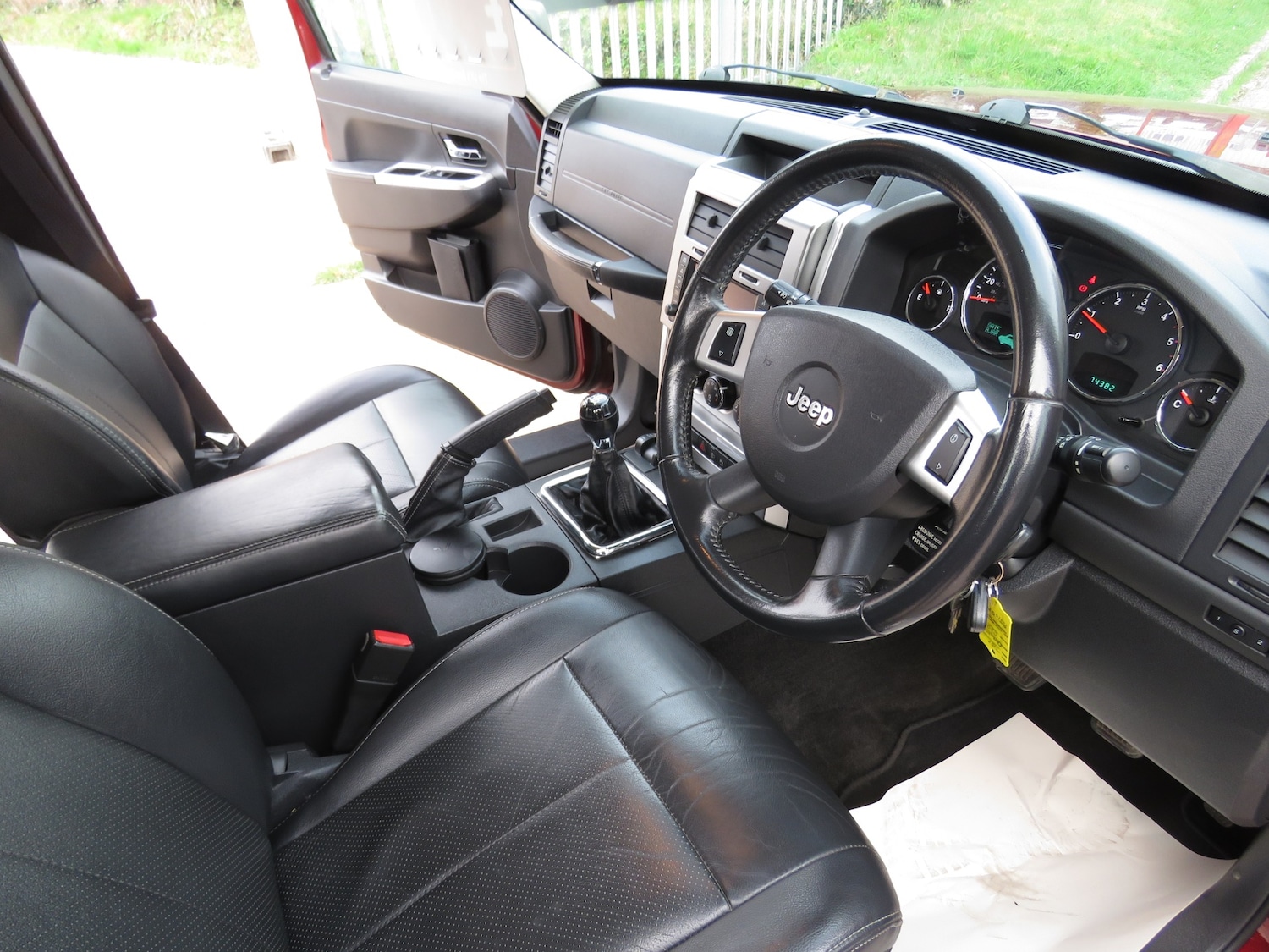 Used Jeep Cherokee 2010 for sale - 77778611: Photo 19