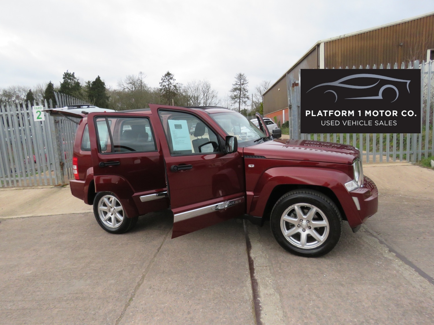 Used Jeep Cherokee 2010 for sale - 77778611: Photo 3