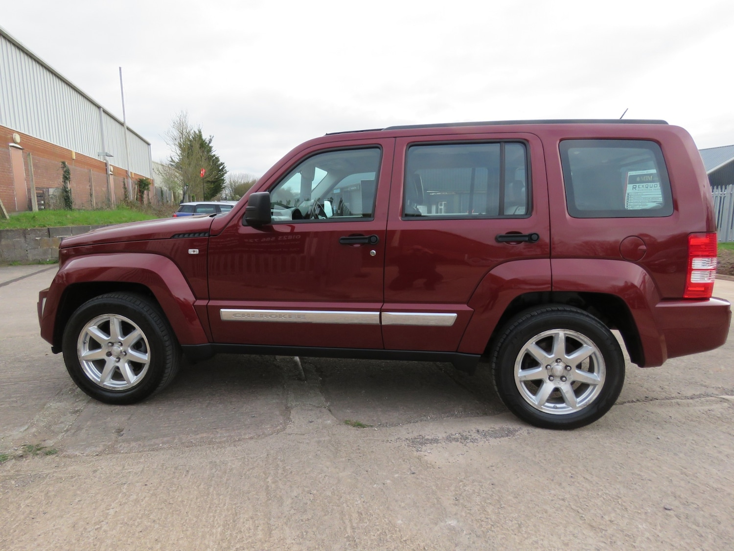Used Jeep Cherokee 2010 for sale - 77778611: Photo 7