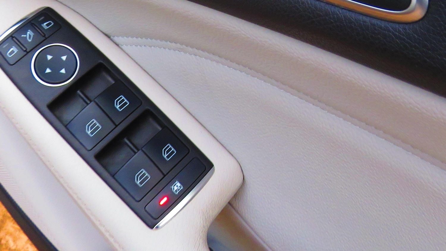 Used Mercedes-Benz B Class 2012 for sale - 77025307: Photo 29