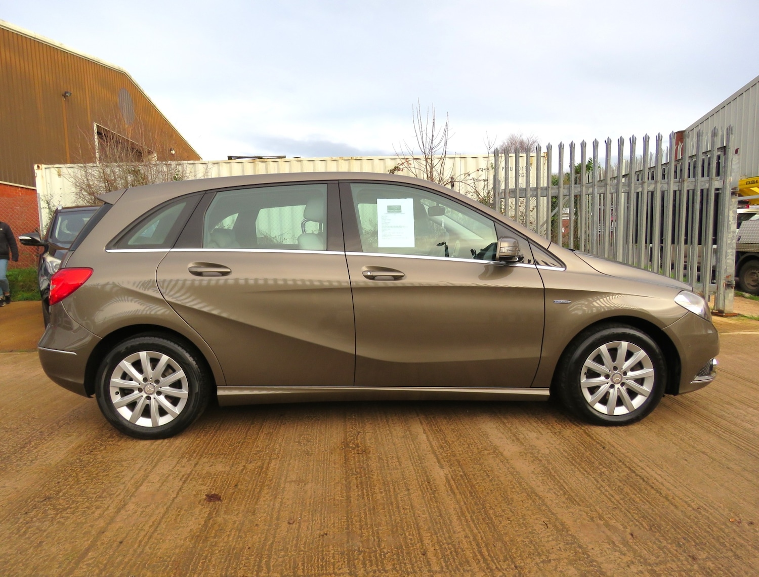Used Mercedes-Benz B Class 2012 for sale - 77025307: Photo 6