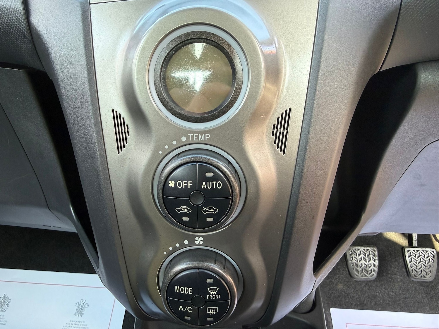 Used Toyota Yaris 2011 for sale - 77813448: Photo 24