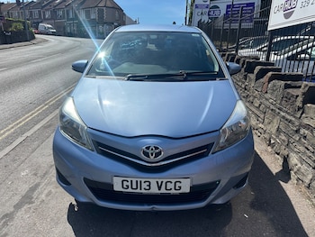 Used Toyota Yaris 2013 for sale - 79099332: Photo