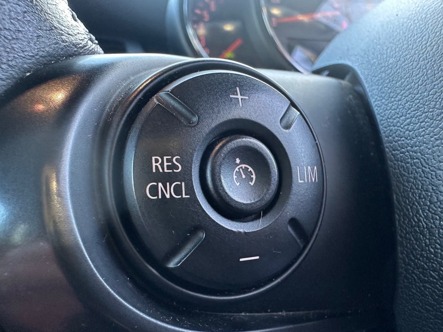 Used MINI Hatch 2015 for sale - 76685532: Photo 14