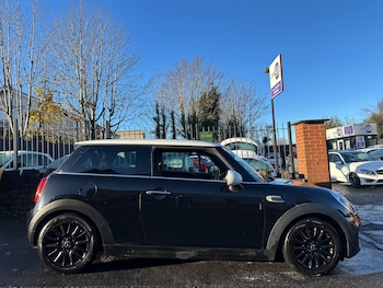 Used MINI Hatch 2015 for sale - 76685532: Photo