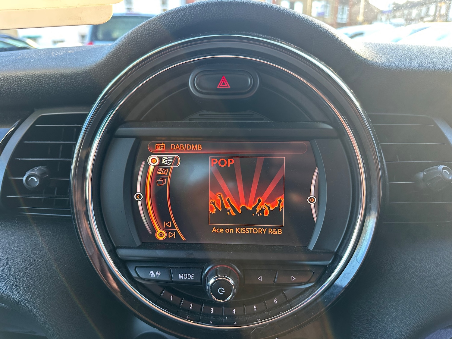 Used MINI Hatch 2015 for sale - 76685532: Photo 9