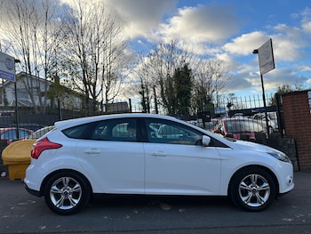 Used Ford Focus 2011 for sale - 76637992: Photo
