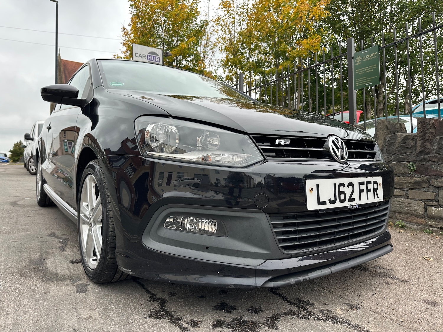 Used Volkswagen Polo 2012 for sale - 76211708: Photo 1