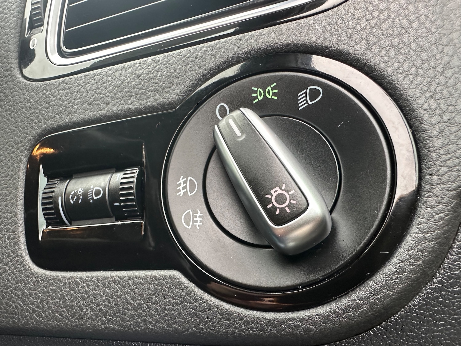 Used Volkswagen Polo 2012 for sale - 76211708: Photo 23