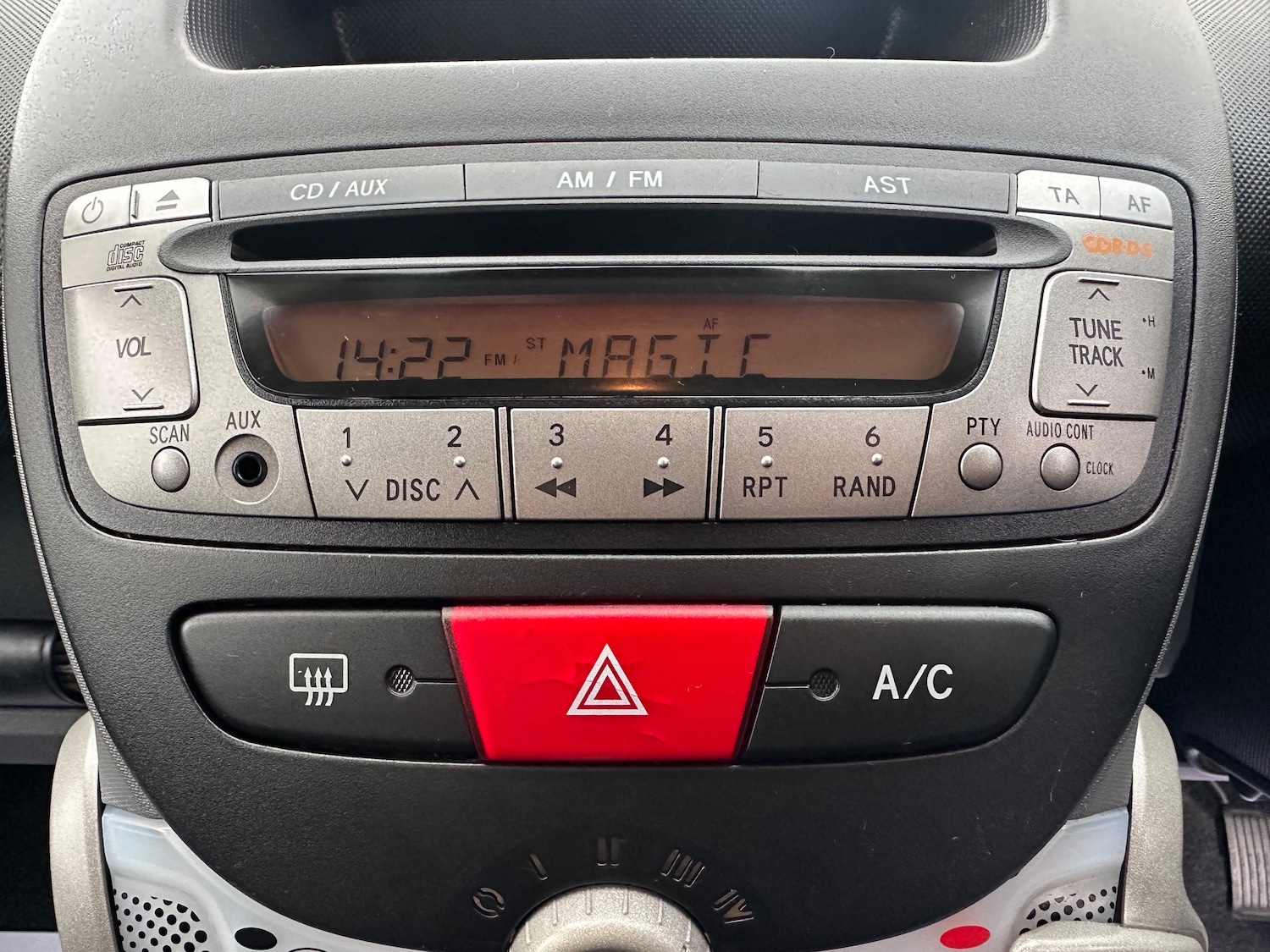 Used Toyota AYGO 2009 for sale - 76193825: Photo 17