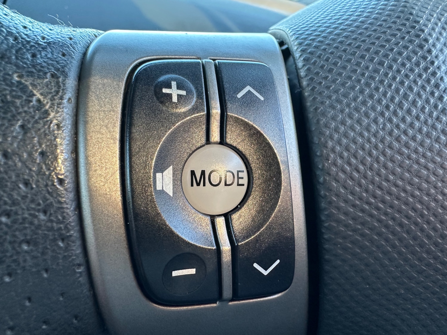 Used Toyota Yaris 2009 for sale - 77139290: Photo 15