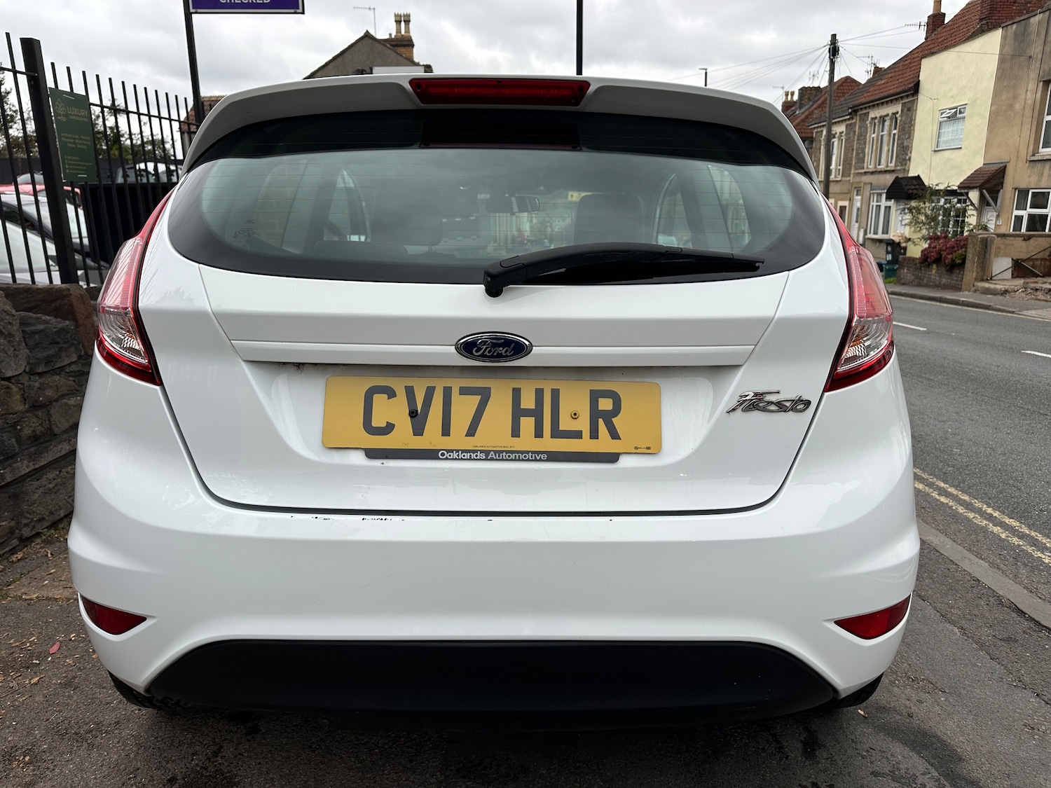 Used Ford Fiesta 2017 for sale - 76232325: Photo 4