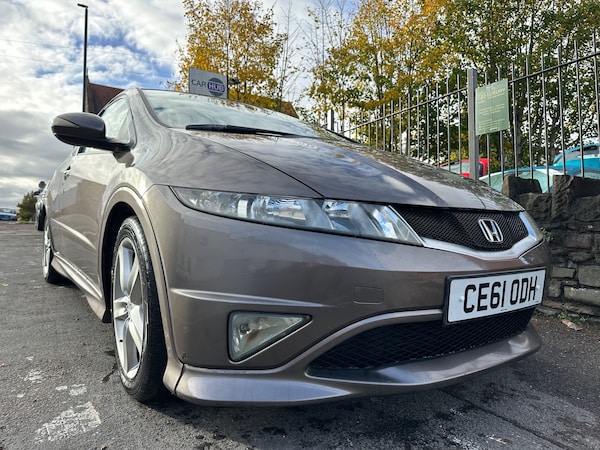 Used Honda Civic 2011 for sale - 76334675: Photo 1