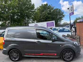 Used Ford Transit Courier 2017 for sale - 78836132: Photo