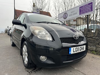 Used Toyota Yaris 2011 for sale - 77493761: Photo