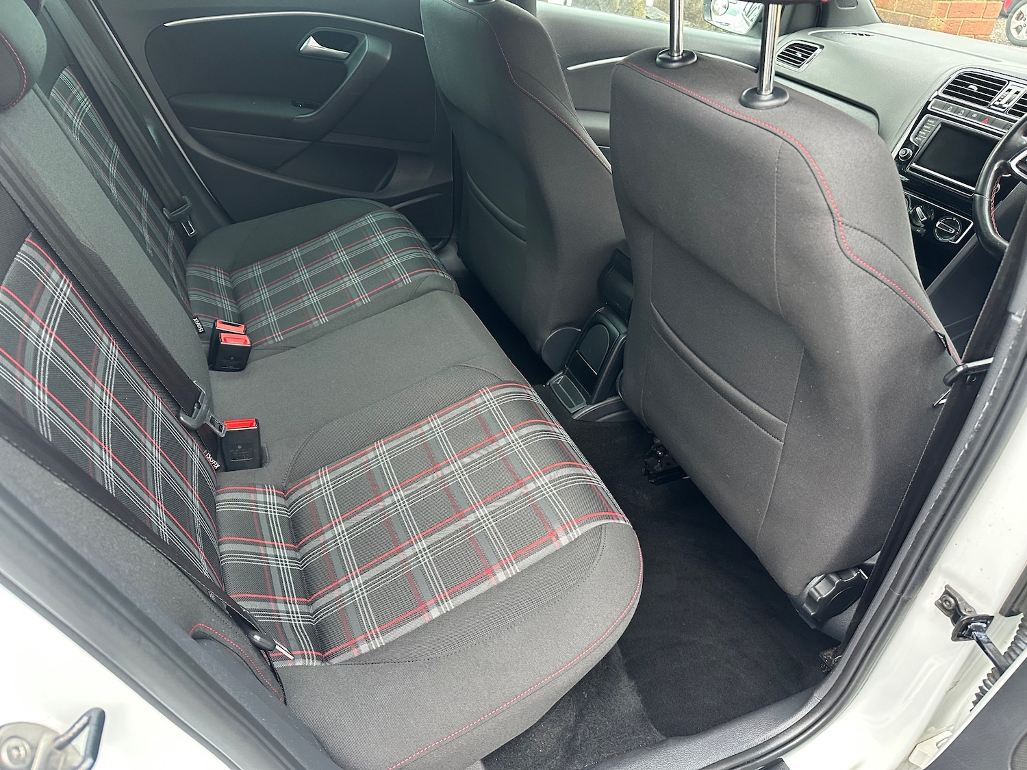 Used Volkswagen Polo 2016 for sale - 76985668: Photo 11