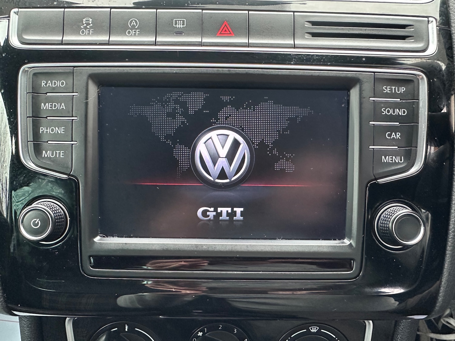 Used Volkswagen Polo 2016 for sale - 76985668: Photo 15