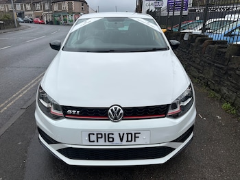 Used Volkswagen Polo 2016 for sale - 76985668: Photo