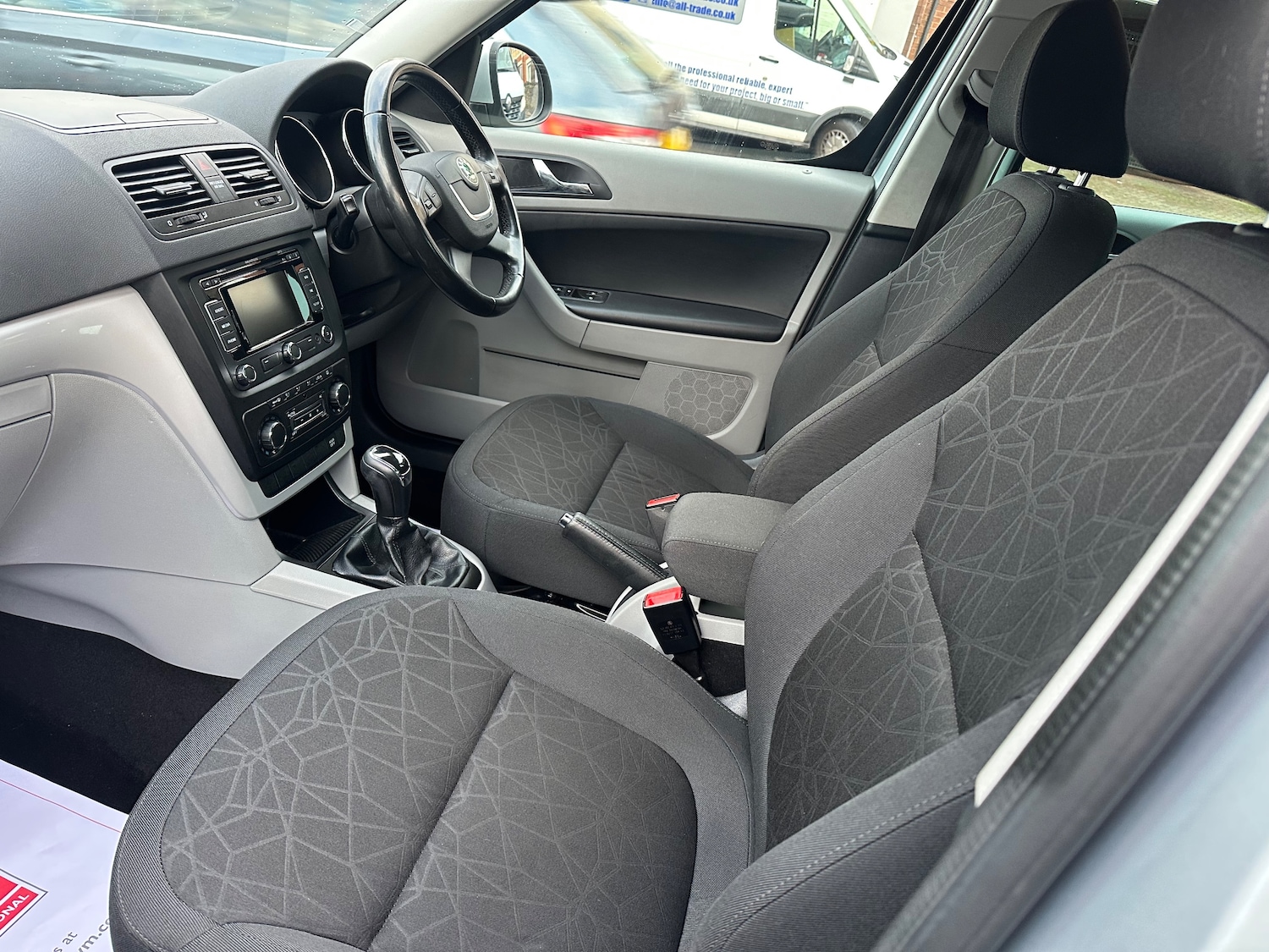 Used Skoda Yeti 2011 for sale - 76588734: Photo 9