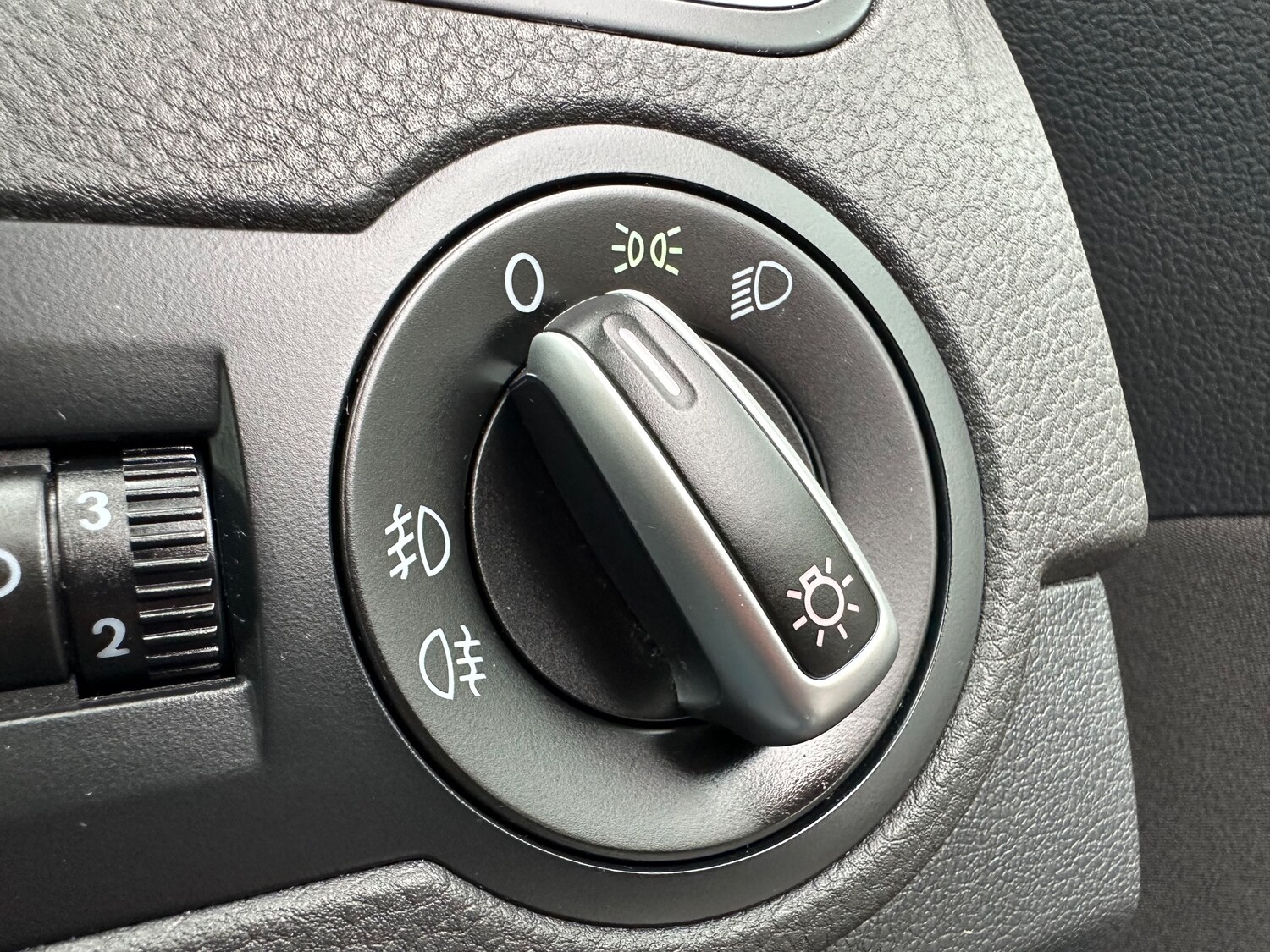 Used Volkswagen Polo 2012 for sale - 76508848: Photo 18