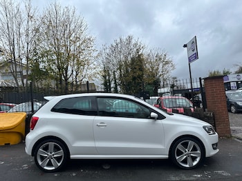 Used Volkswagen Polo 2012 for sale - 76508848: Photo