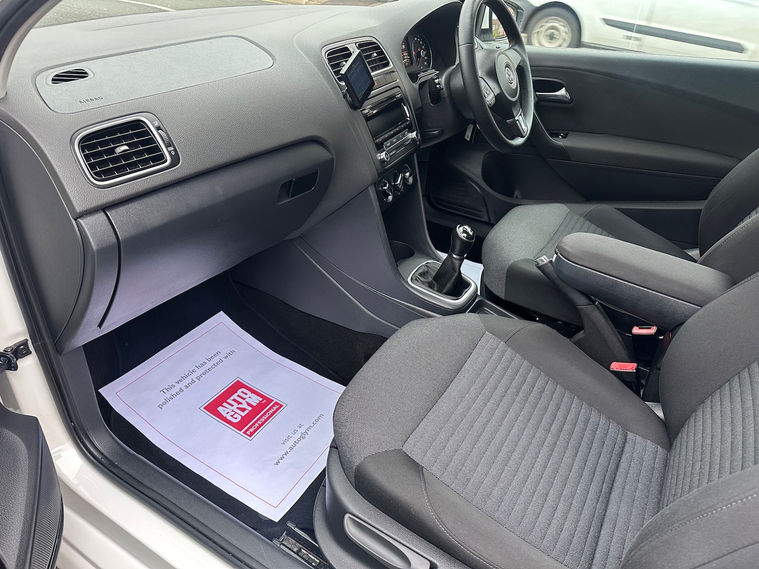 Used Volkswagen Polo 2012 for sale - 76508848: Photo 8