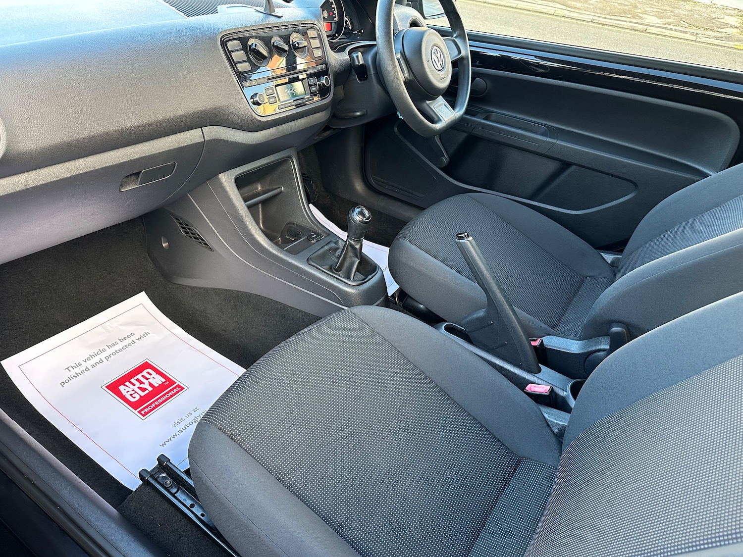 Used Volkswagen up! 2013 for sale - 76985671: Photo 11