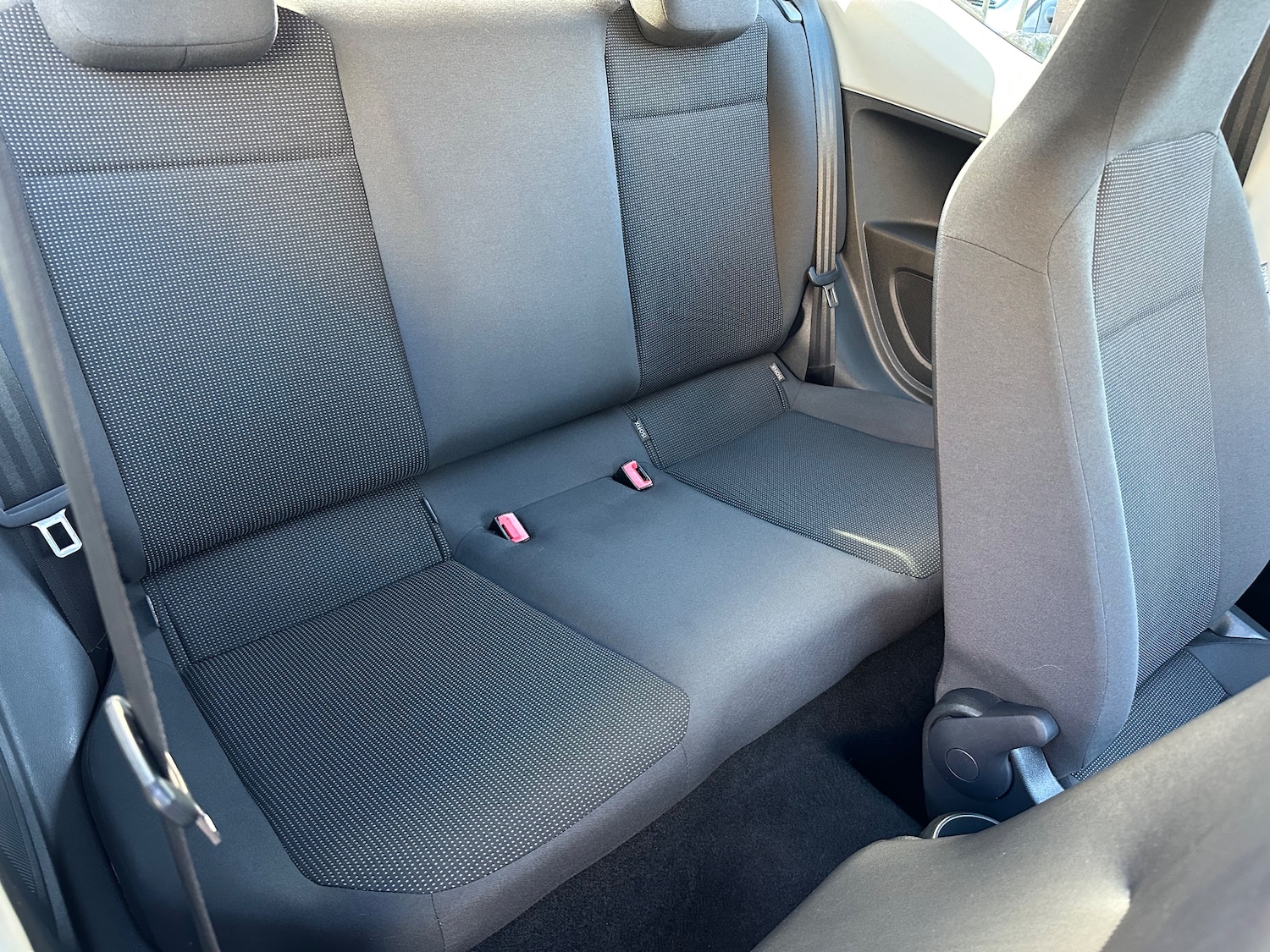 Used Volkswagen up! 2013 for sale - 76985671: Photo 9