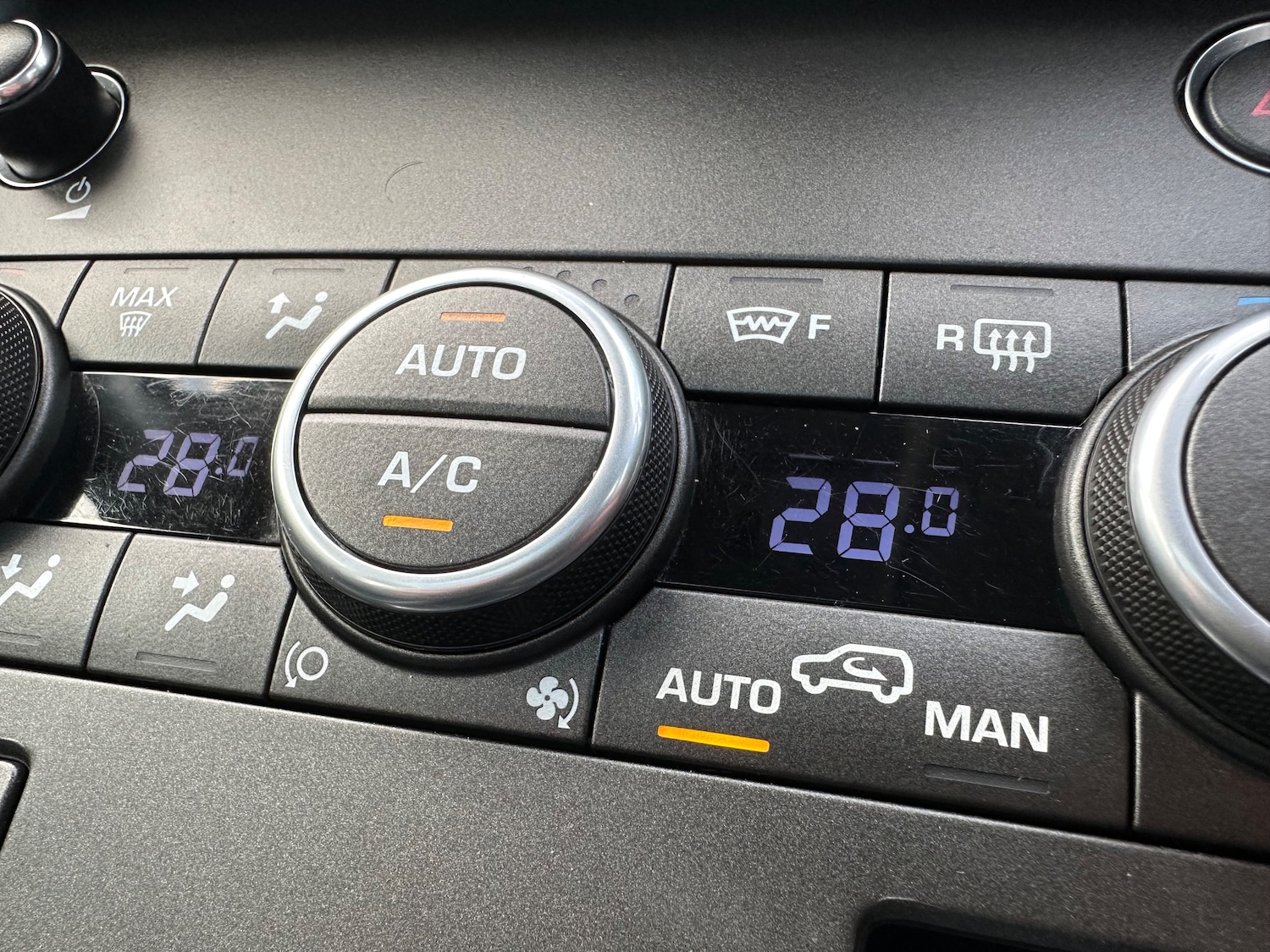 Used Land Rover Range Rover Evoque 2016 for sale - 76273710: Photo 20